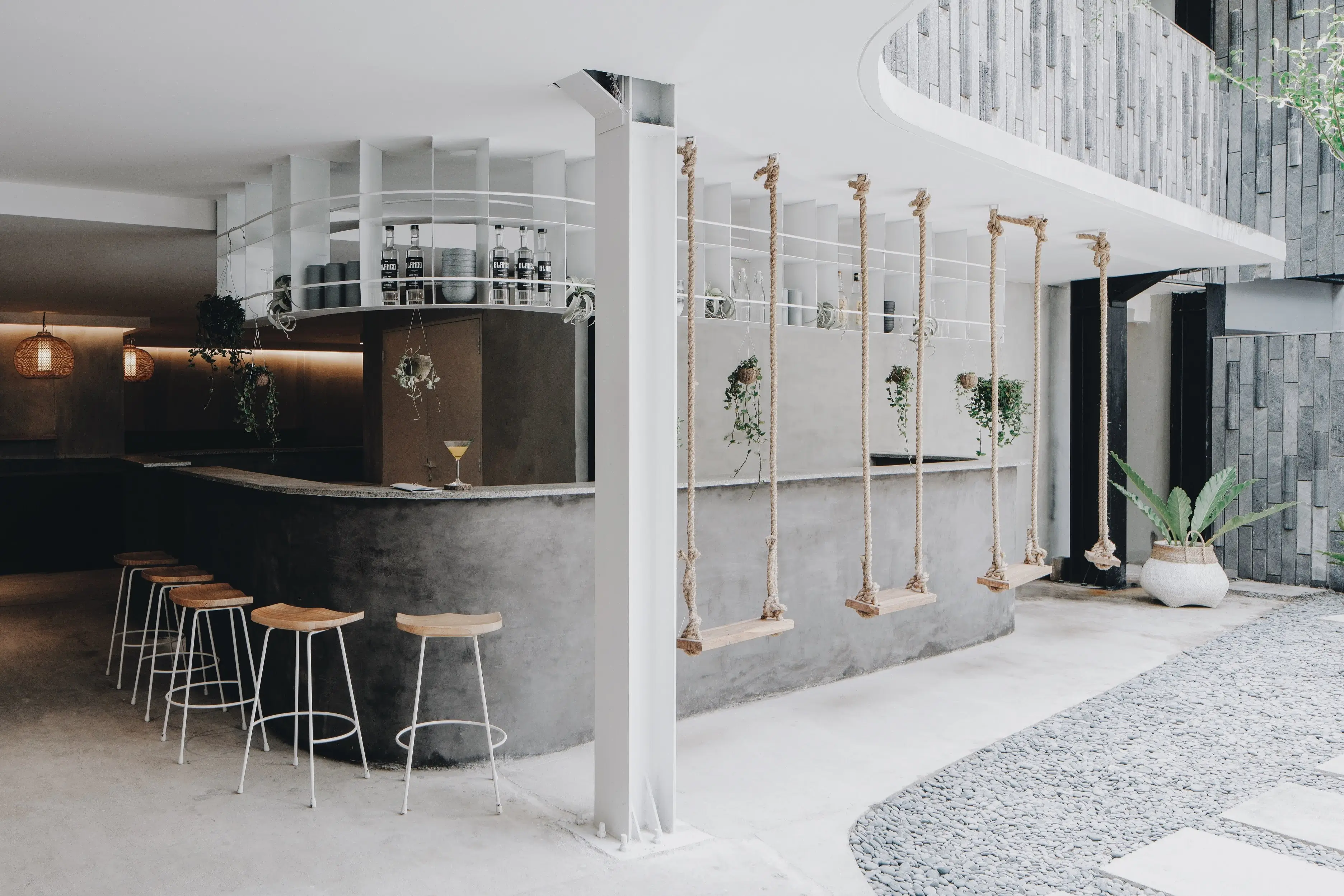 Lloyd's Inn Gallery 3